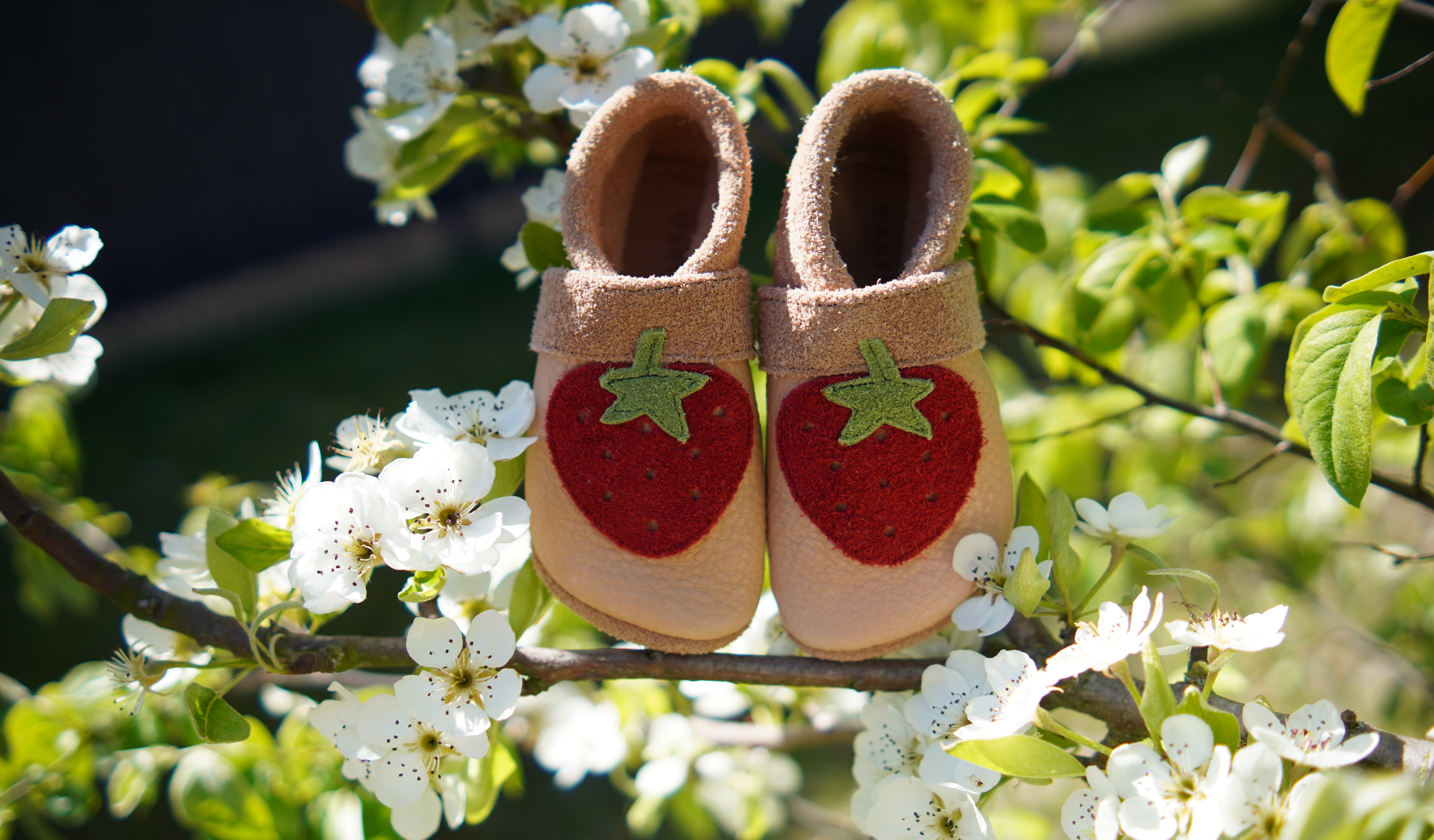 Erdbeere - Barfußschuhe, Hausschuhe und Krabbelschuhe, IVN Naturleder zertifiziert