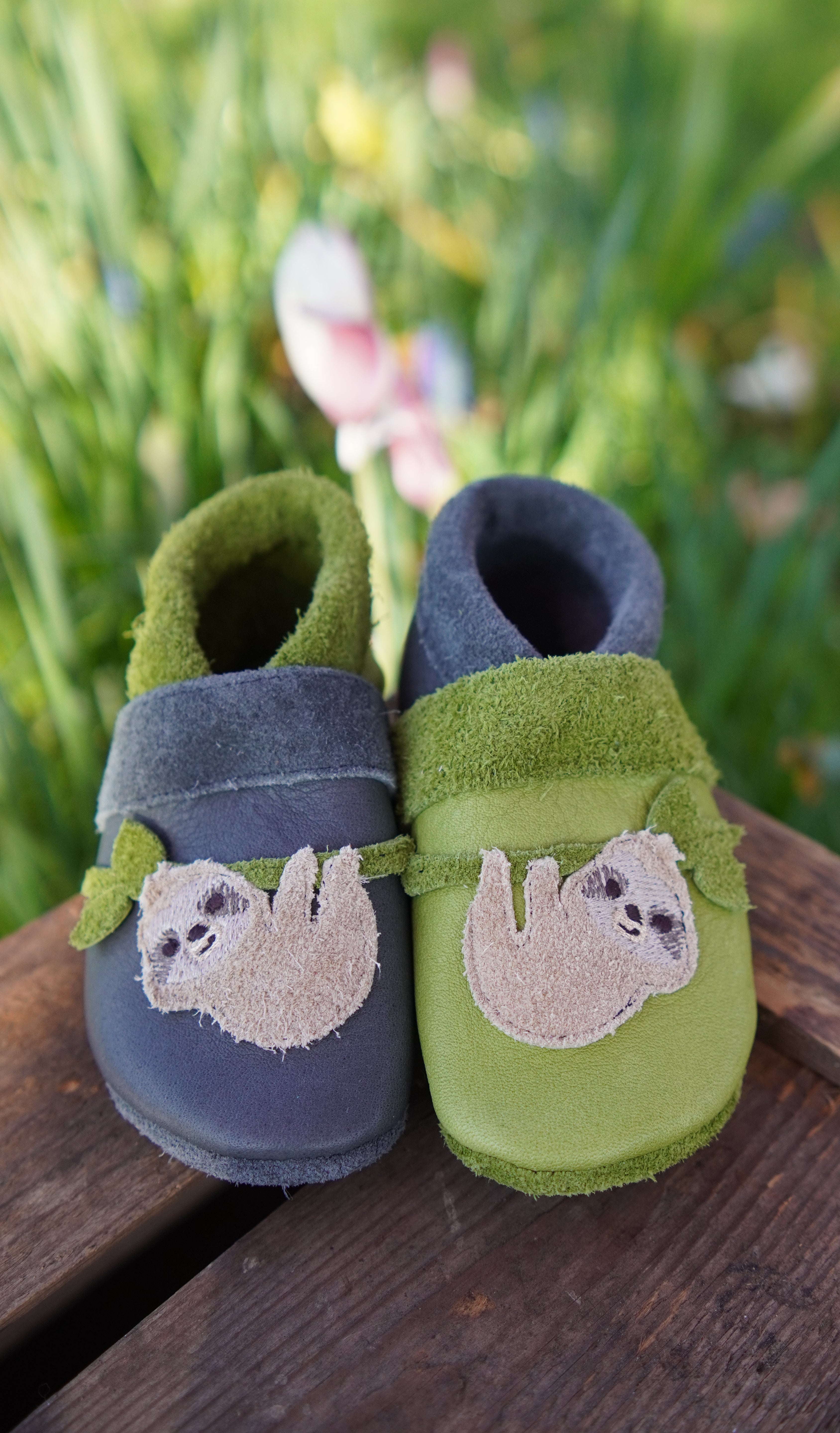 Sloth - crawling shoes and slippers made of natural leather