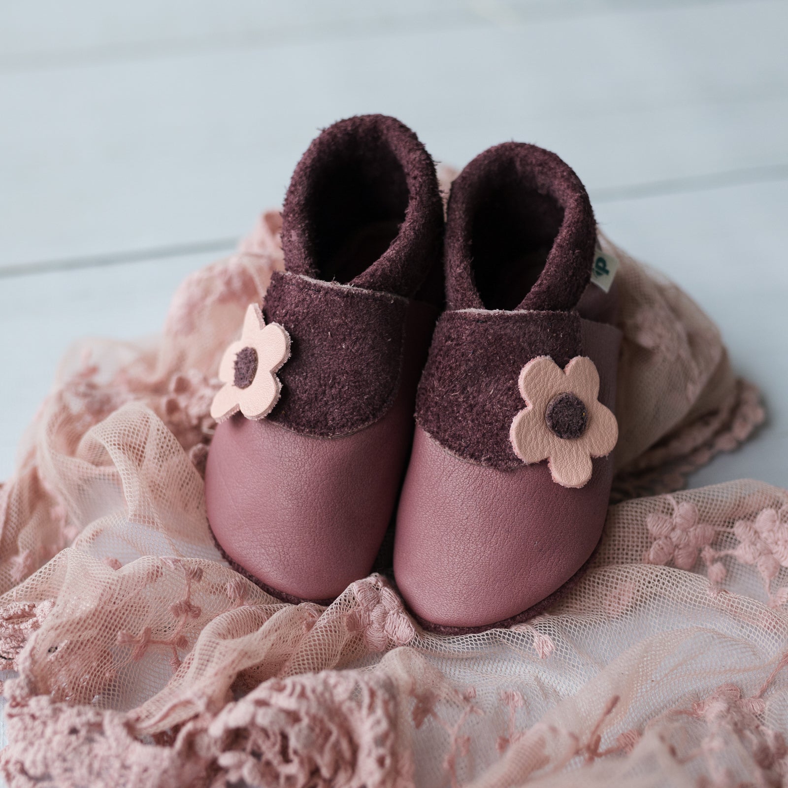 SV - Flair mit Blume roseberry - Barfußschuhe, Hausschuhe und Krabbelschuhe, IVN Naturleder zertifiziert