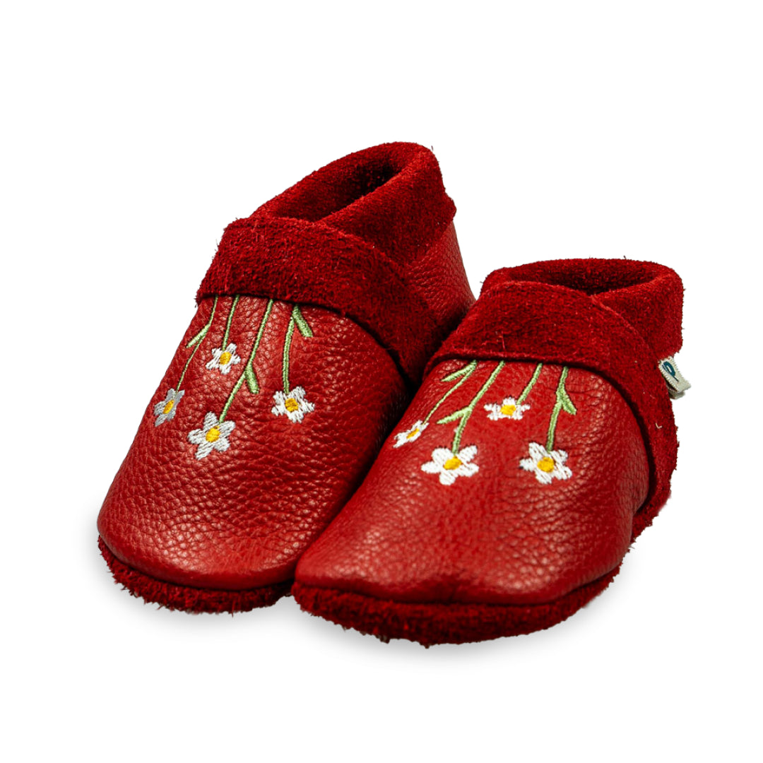 Fox - crawling shoes and slippers made of natural leather