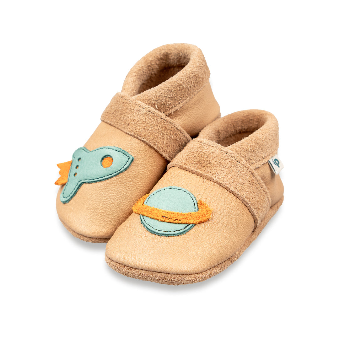 Rocket with Saturn - crawling shoes and slippers made of natural leather