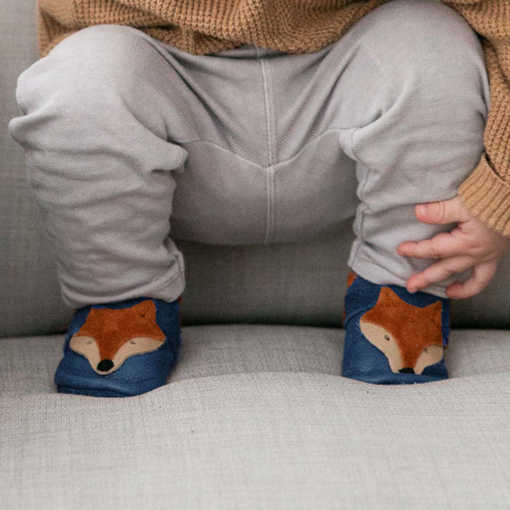 Fox - crawling shoes and slippers made of natural leather