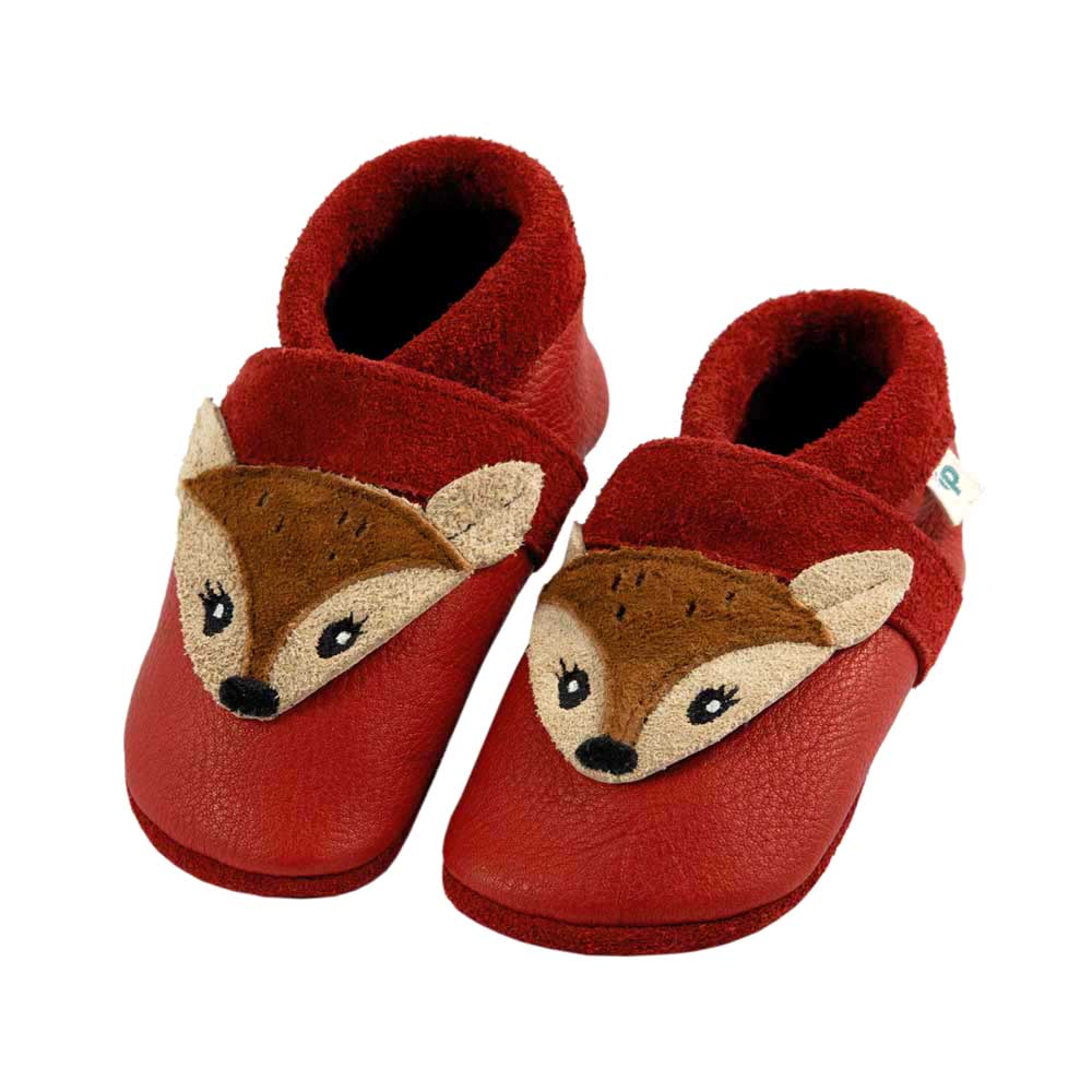 Deer - crawling shoes and slippers made of natural leather