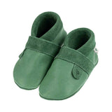 Basics- crawling shoes and slippers with natural rubber sole