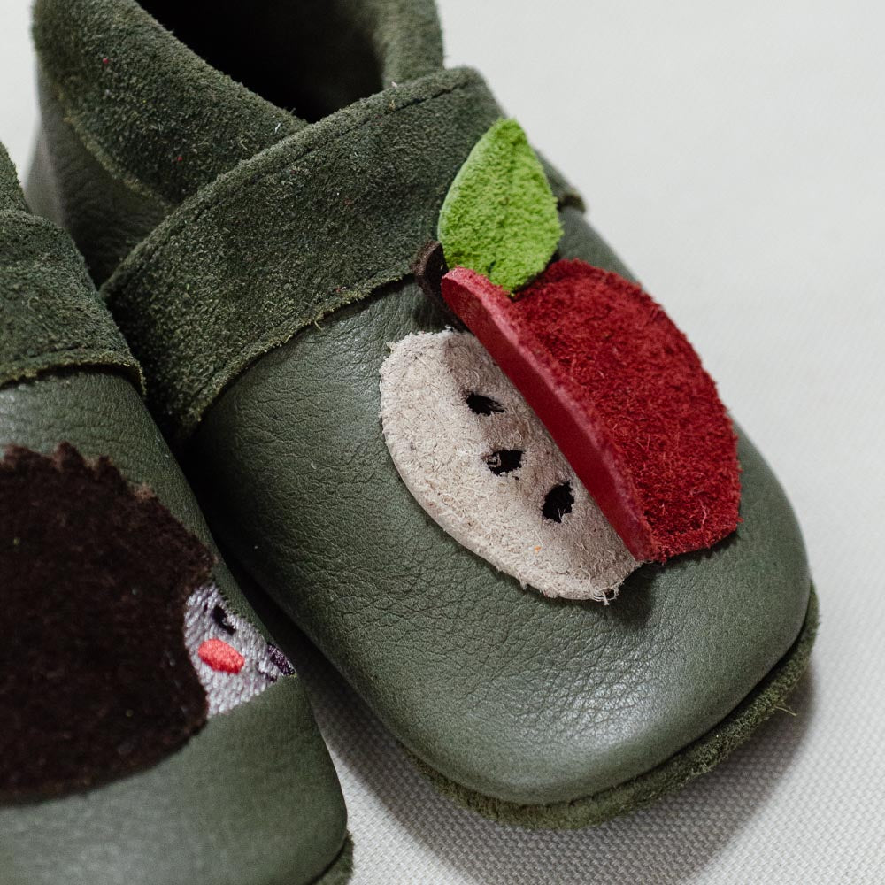 Monkey with banana - crawling shoes and slippers made of natural leather