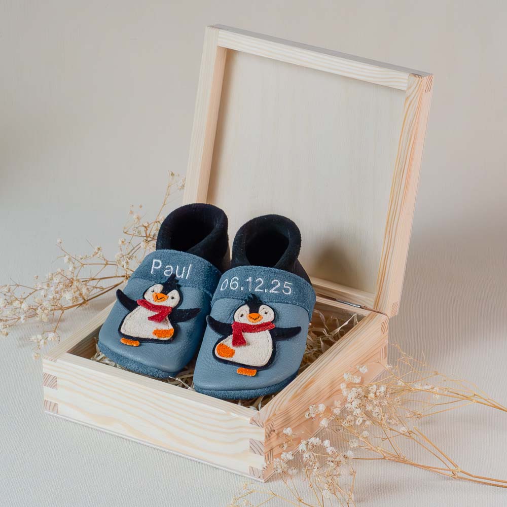 Geschenkset Geburt mit Holzbox Pinguin